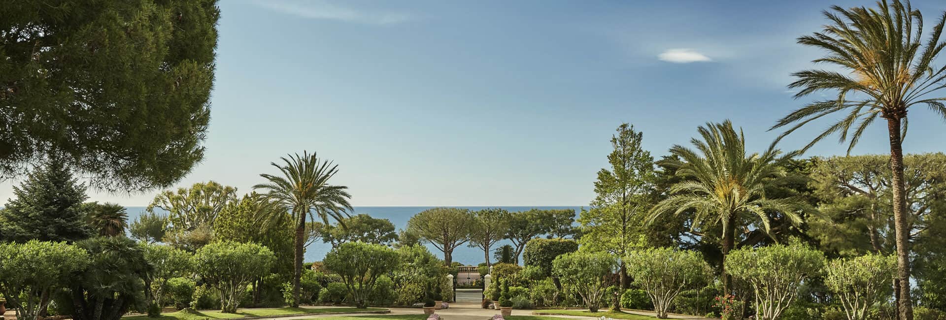 Four-Seasons-Grand-Hotel-du-Cap-Ferrat