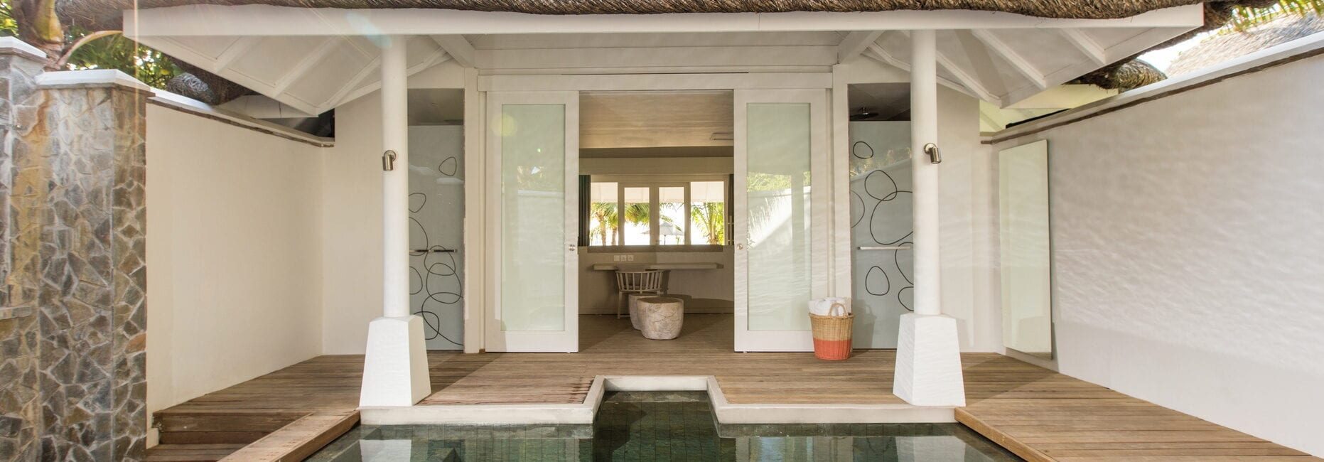 LUX South Ari - Beach_Pool_Villa