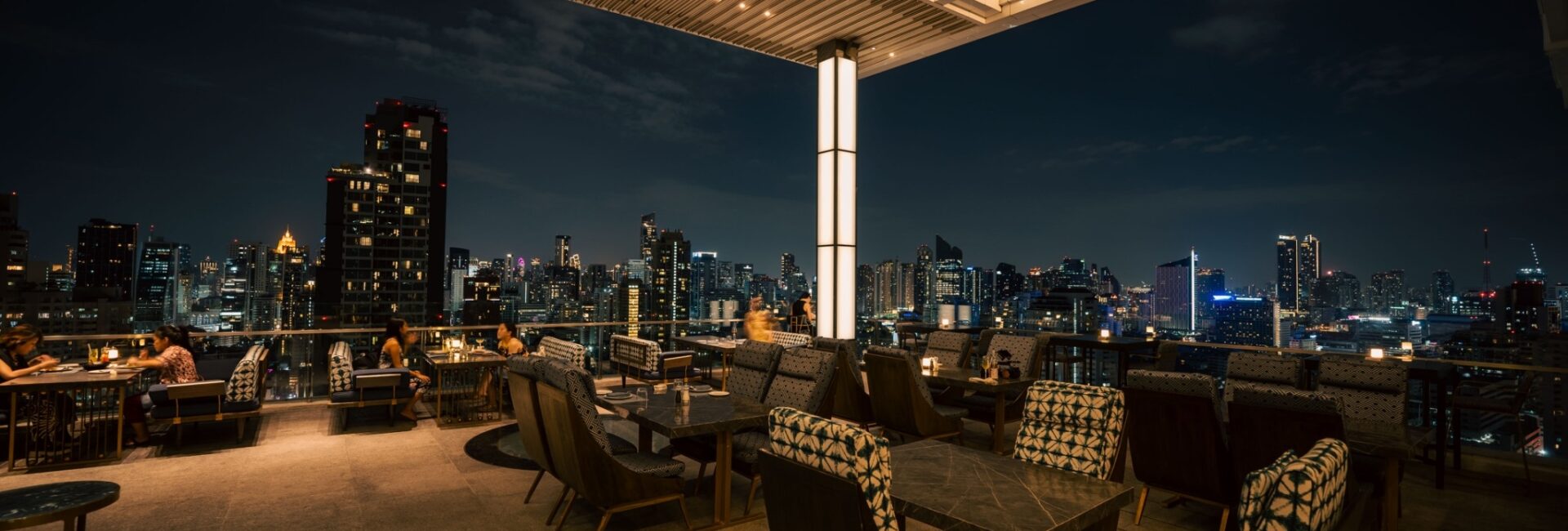 Nimitr Terrace_Nimitr Restuarant-3_137 Pillars Suites & Residences Bangkok