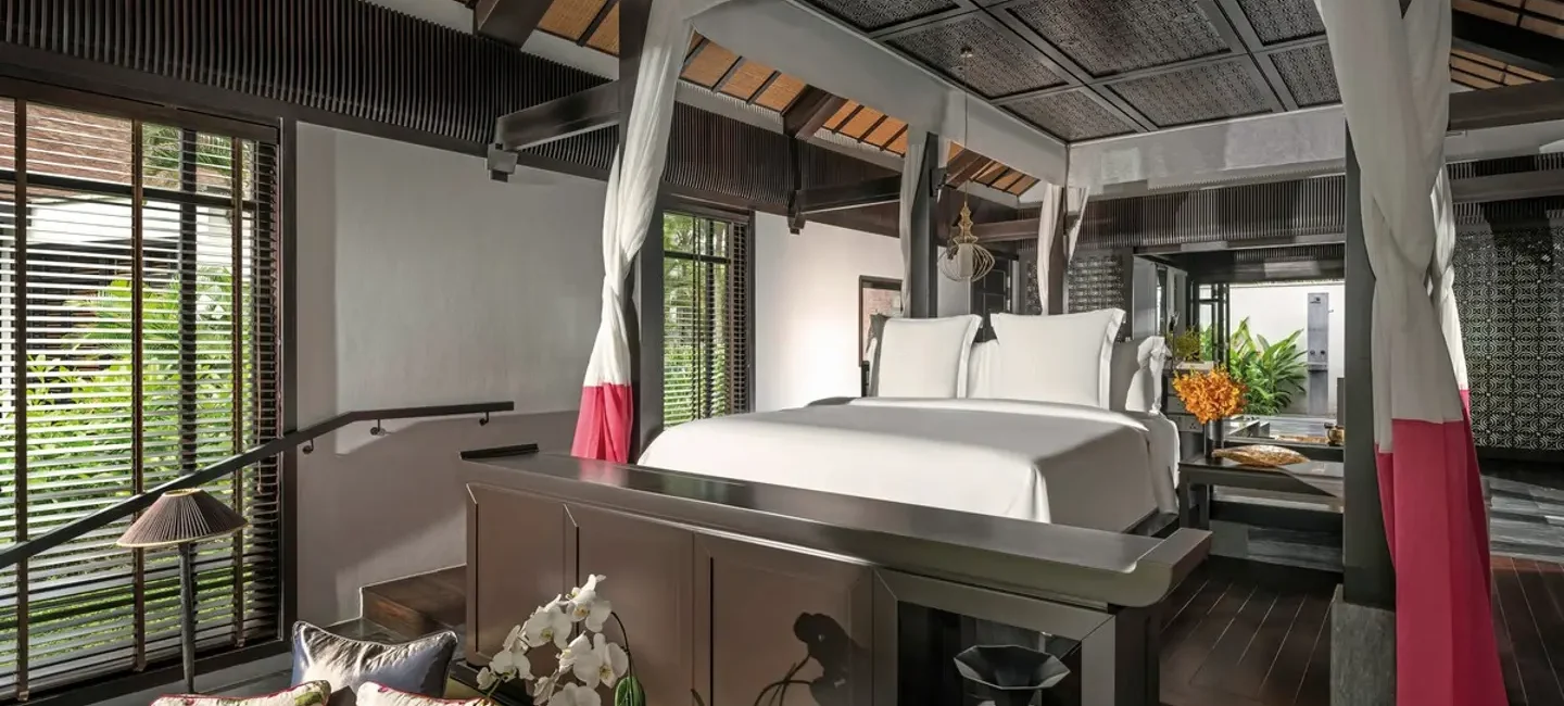 Four Seasons Resort The Nam Hai/ Bedroom