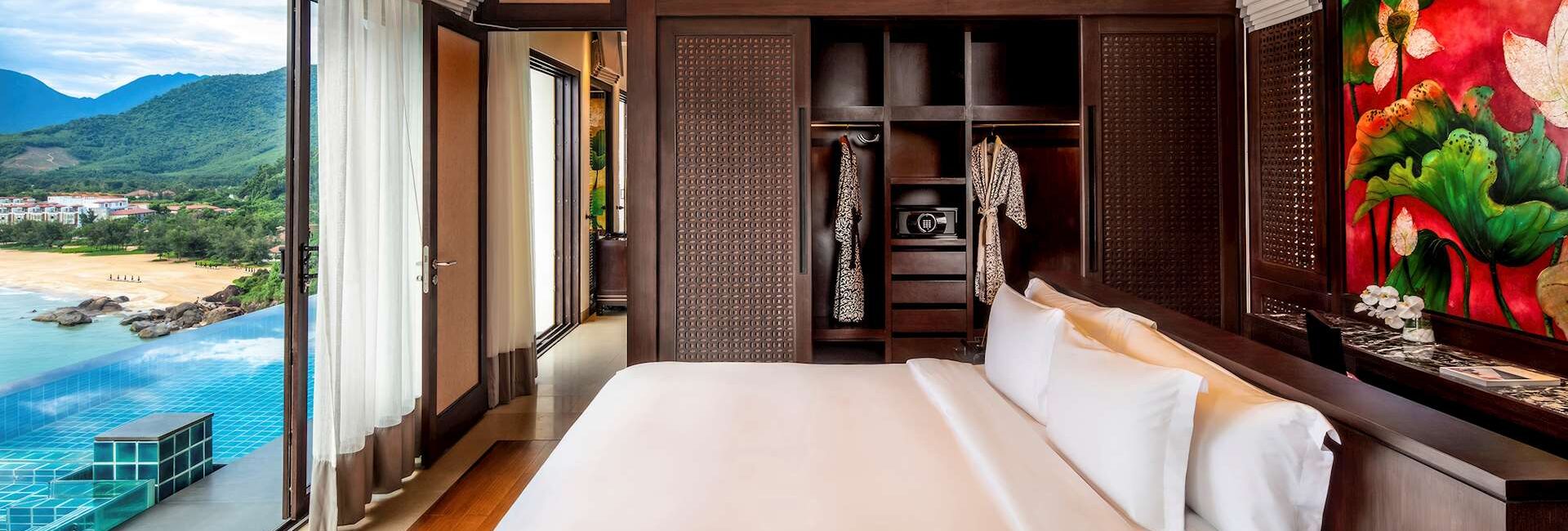 Banyan Tree Lang Co Vietnam/ Bedroom