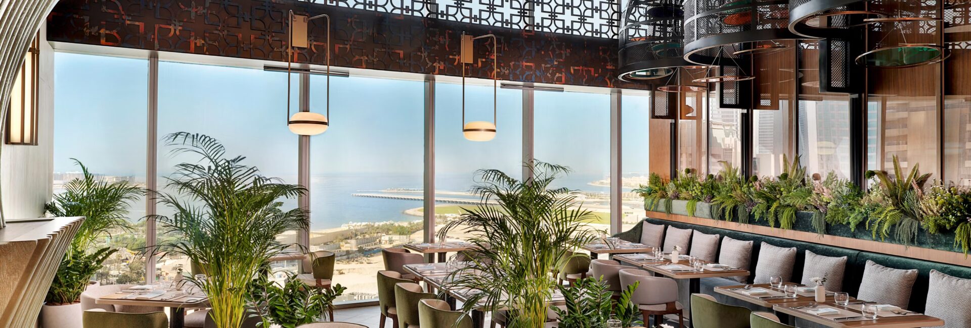 Ciel Dubai Marina/ West 13 Restaurant